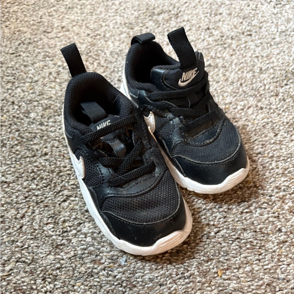 Nike Kids Black and White Sneakers